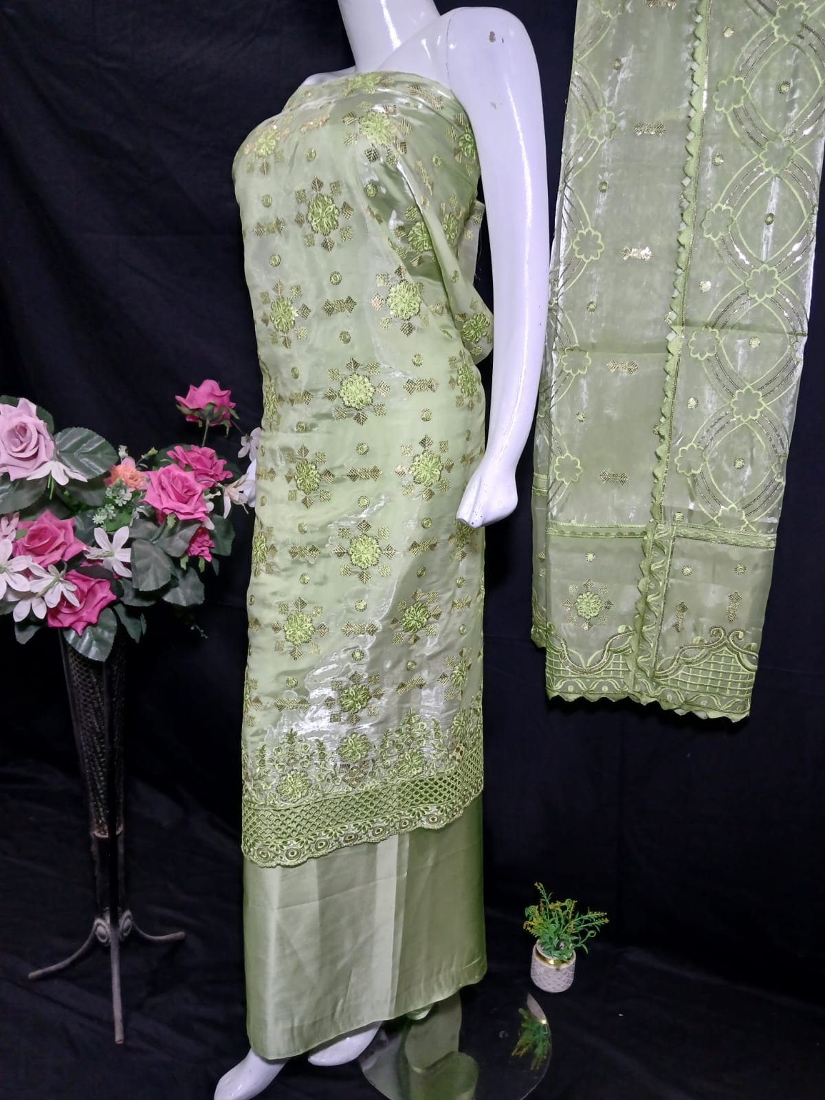 Embroidered Silk Unstiched 3PC