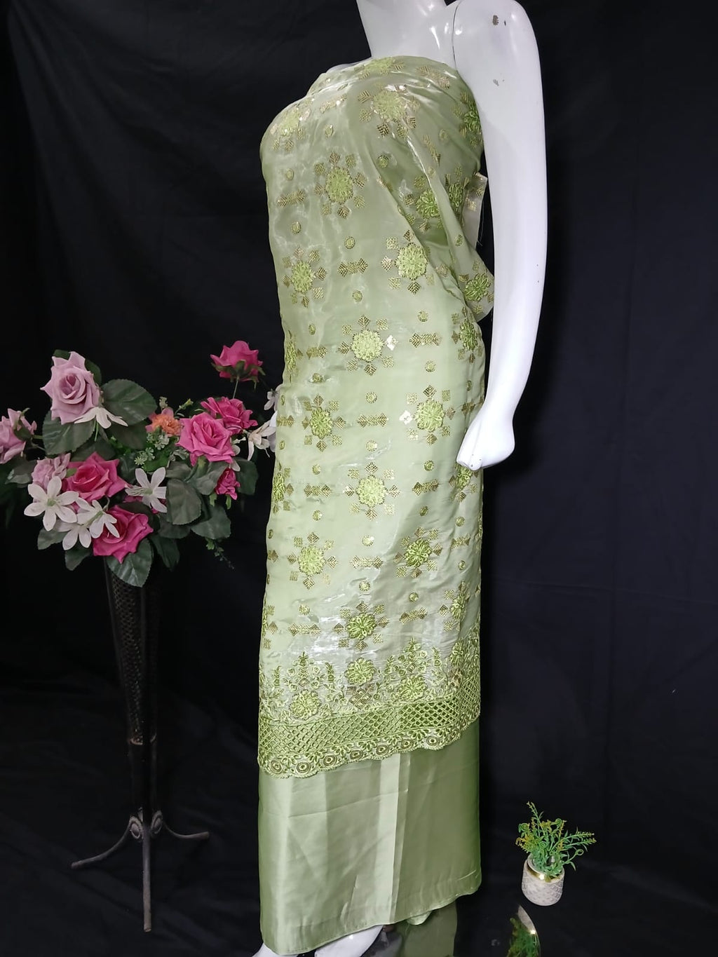 Embroidered Silk Unstiched 3PC