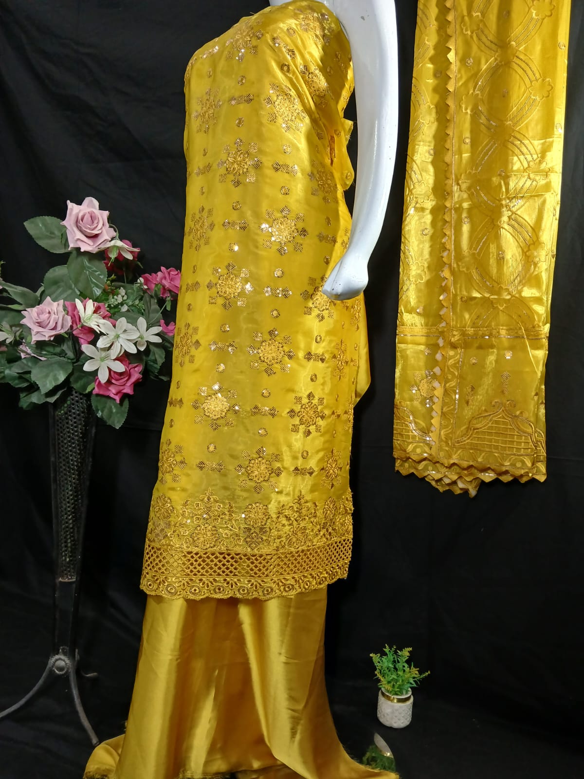 Embroidered Silk Unstiched 3PC